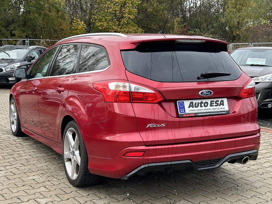 Ford Focus 2.0 TDCi Titanium ST paket