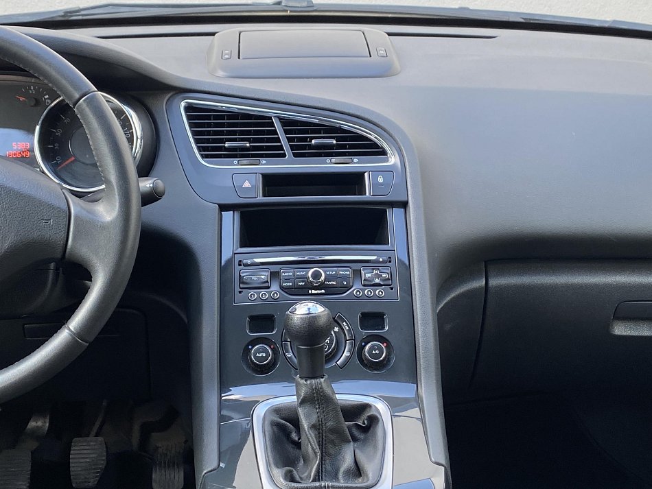 Peugeot 5008 1.6 16V 