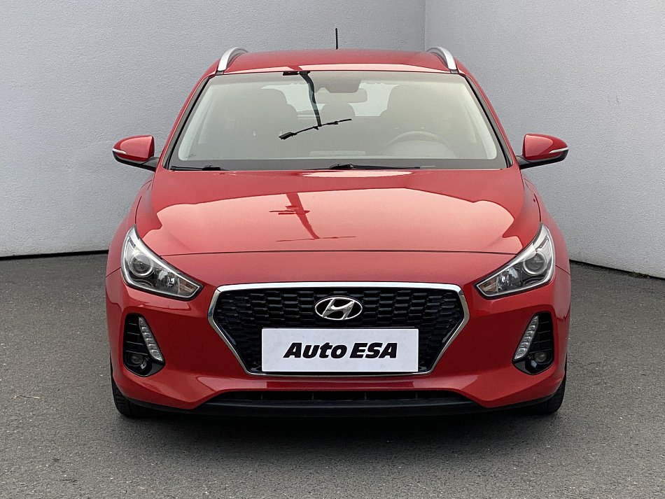 Hyundai I30 1.0 T-GDi Trikolor