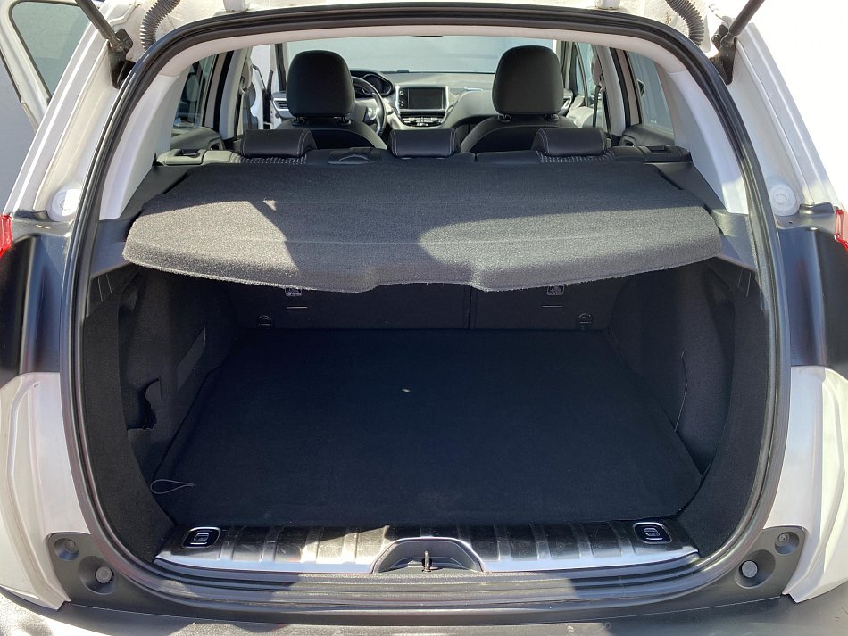 Peugeot 2008 1.2 PT Allure