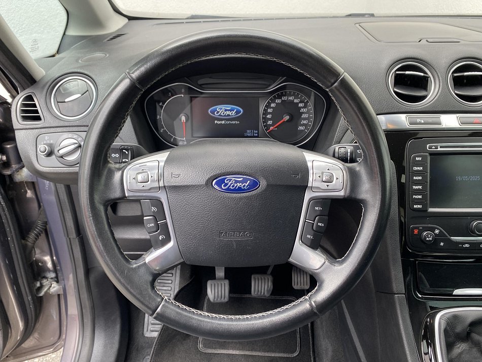 Ford Galaxy 2.0 TDCi Titanium