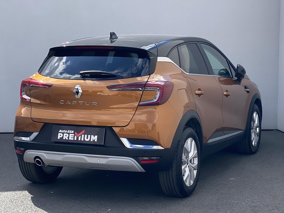 Renault Captur 1.3TCe Intense