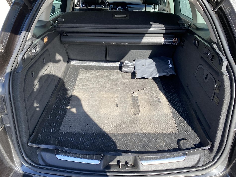 Renault Laguna 2.0dCi BOSE Edition