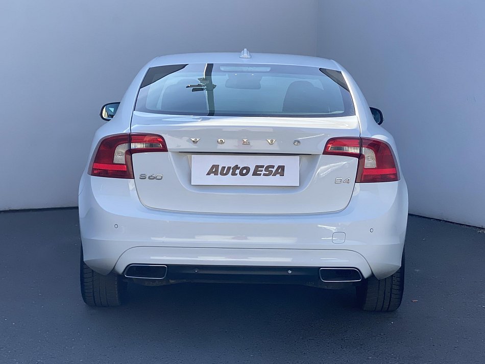 Volvo S60 2.0 D4 