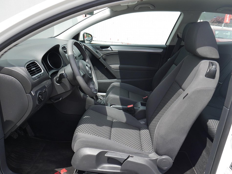 Volkswagen Golf 1.4 16V 