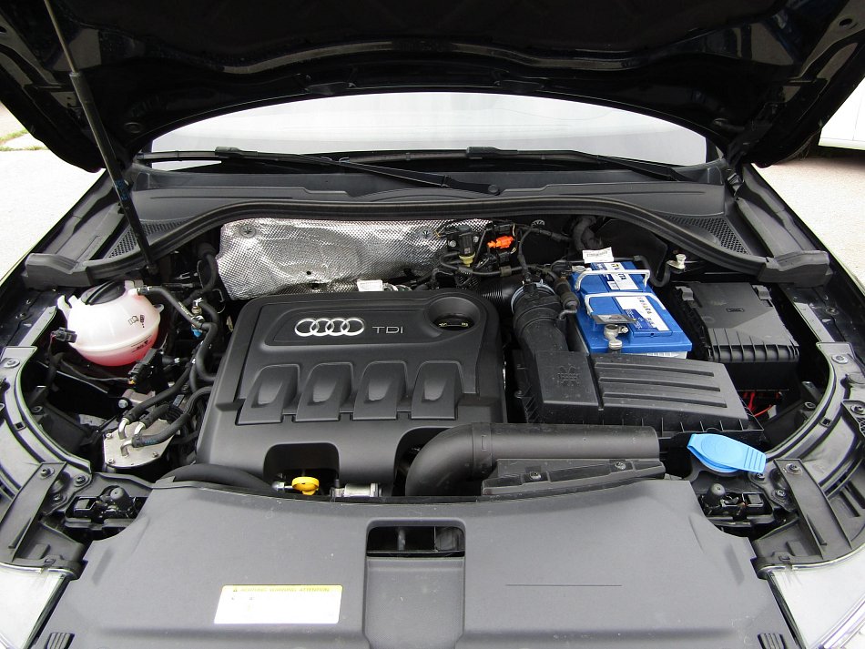 Audi Q3 2.0 TDi S-line quattro