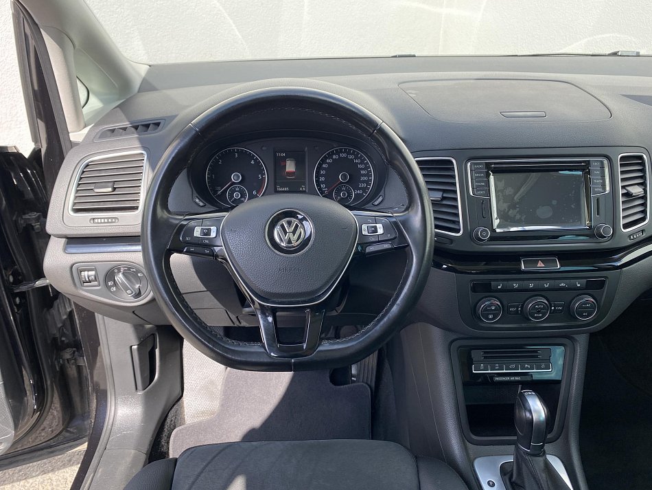 Volkswagen Sharan 2.0 TDi Highline 7míst