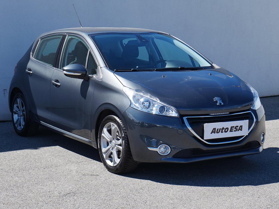 Peugeot 208 1.2 PT Allure
