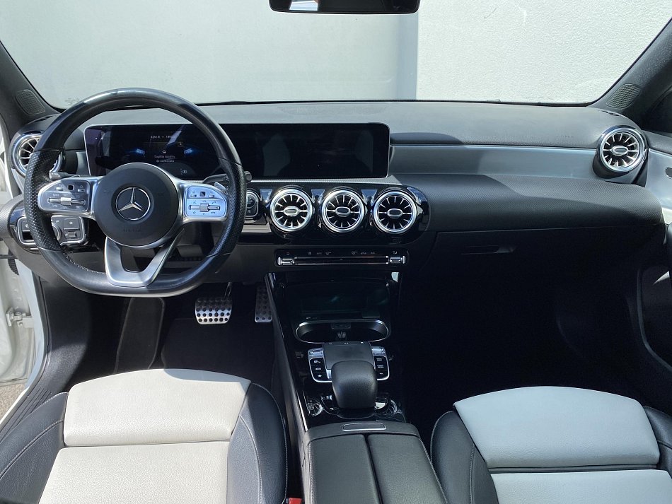 Mercedes-Benz Třída A 2.0i 