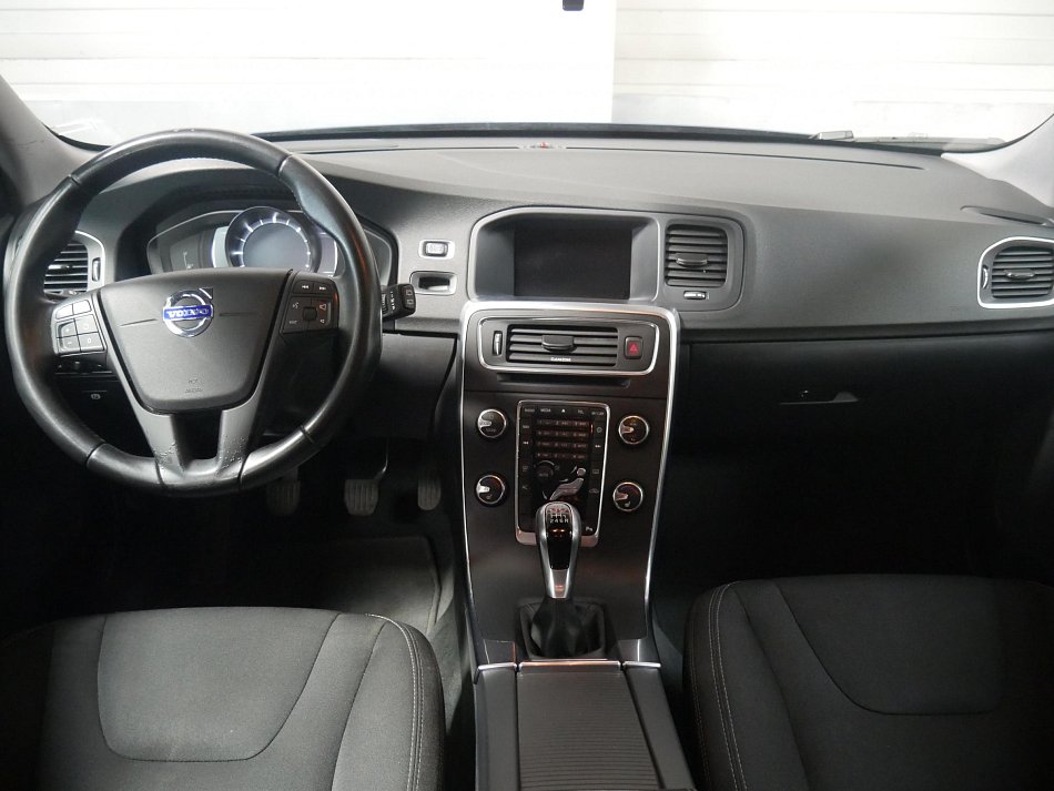 Volvo V60 2.0 D 