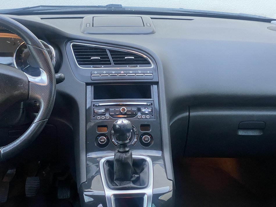 Peugeot 5008 1.6 HDi Allure