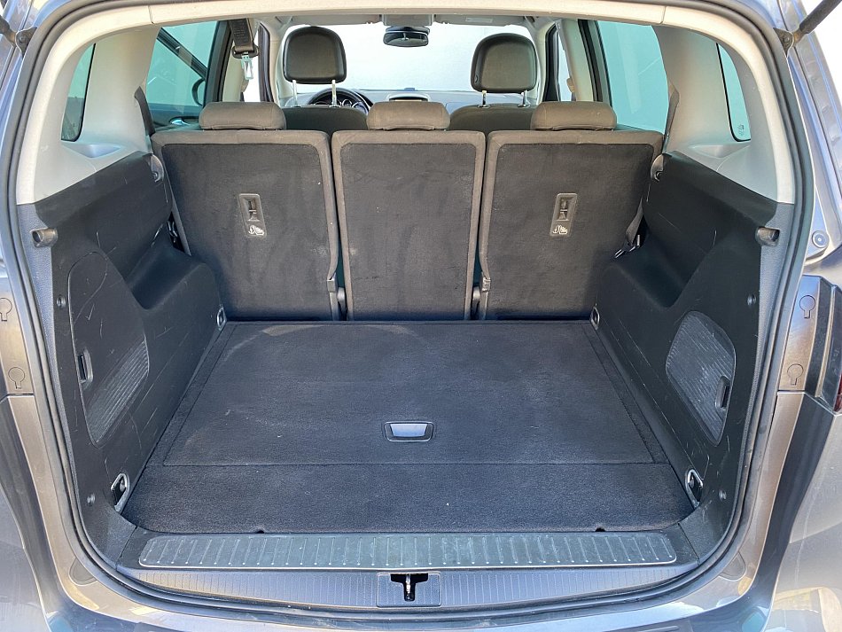 Opel Zafira 2.0 CDTi 