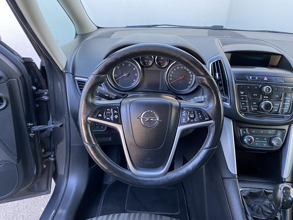 Opel Zafira 2.0 CDTi 