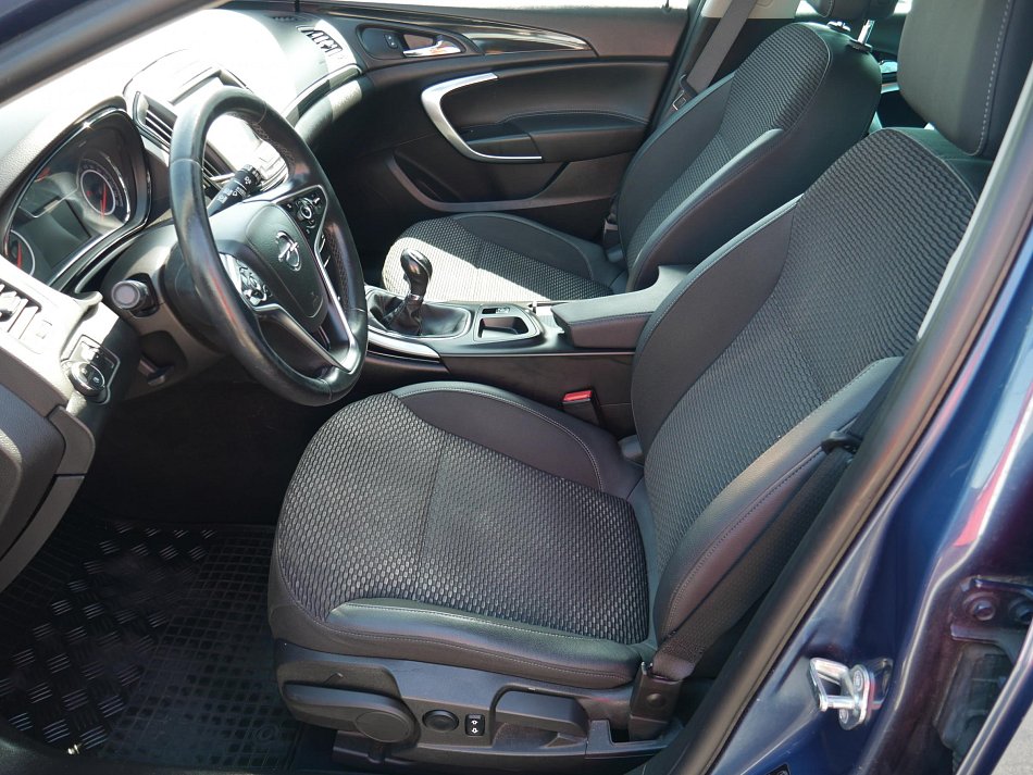 Opel Insignia 2.0 CDTi 