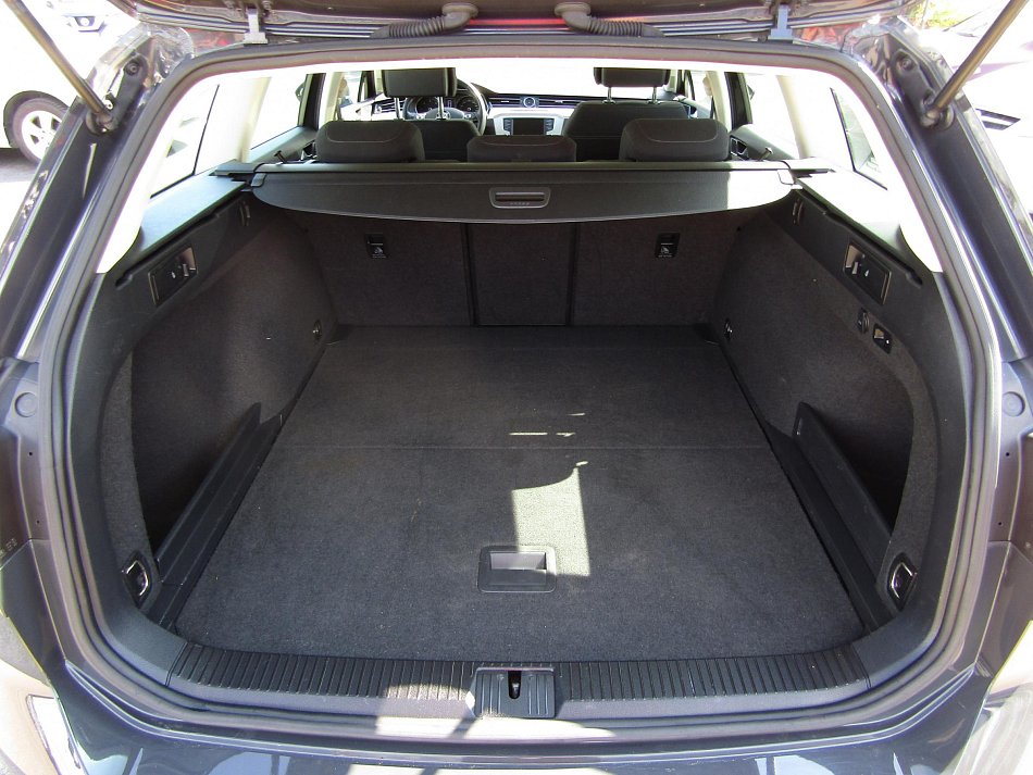 Volkswagen Passat 2.0 TDi 