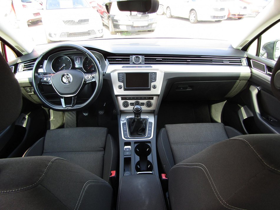 Volkswagen Passat 2.0 TDi 