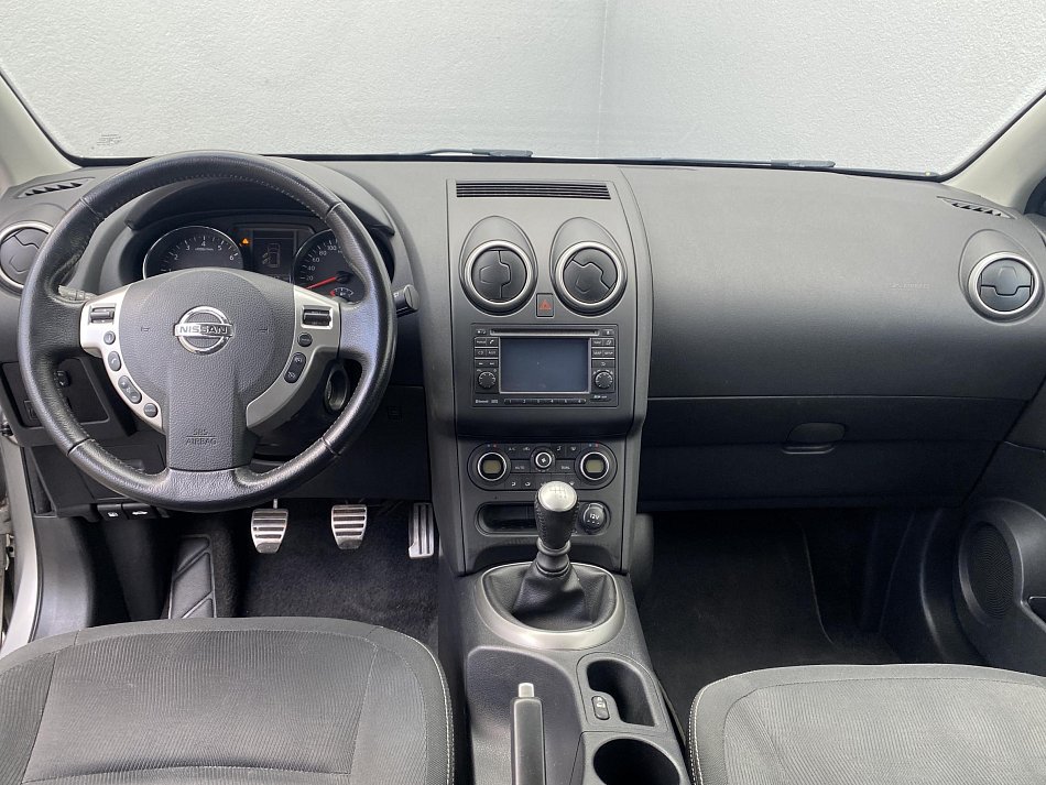 Nissan Qashqai 2.0dCi Acenta +2