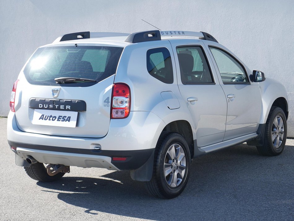 Dacia Duster 1.6i Arctica