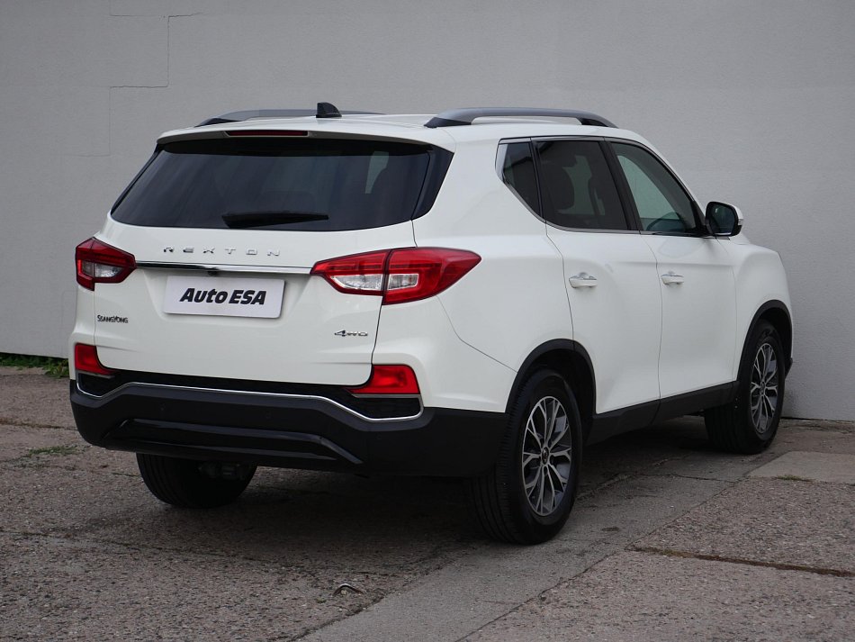 SsangYong Rexton 2.2D  4x4