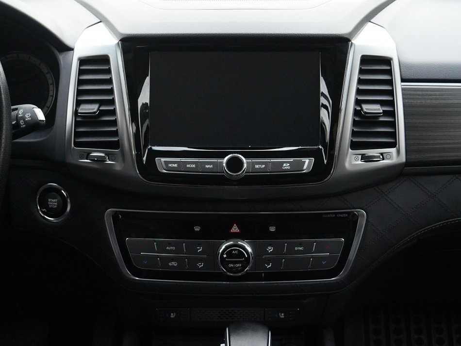 SsangYong Rexton 2.2D  4x4