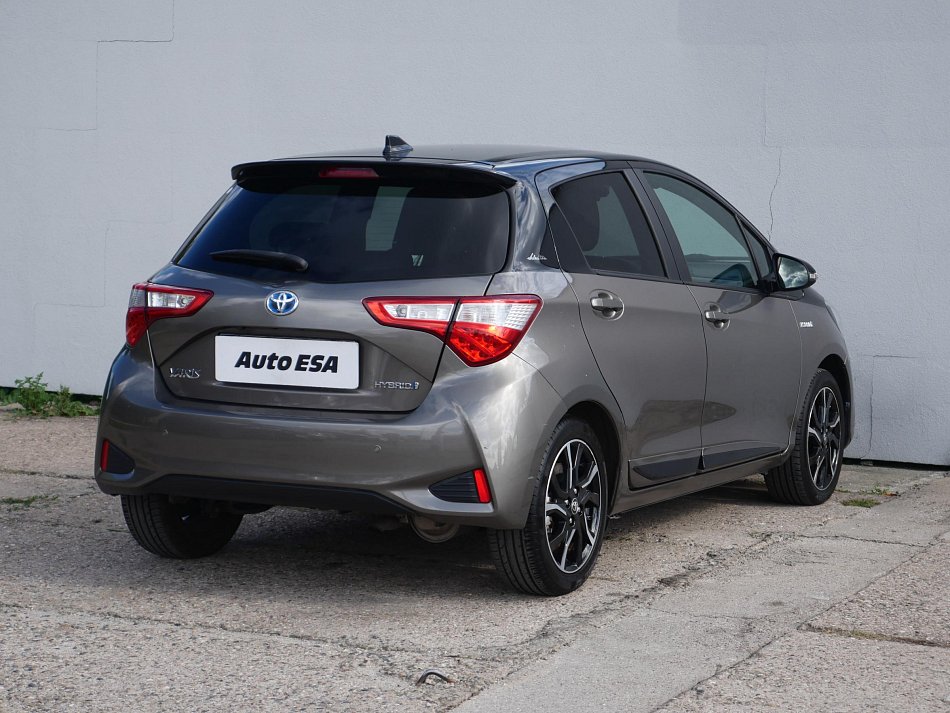 Toyota Yaris 1.5 Hybrid 