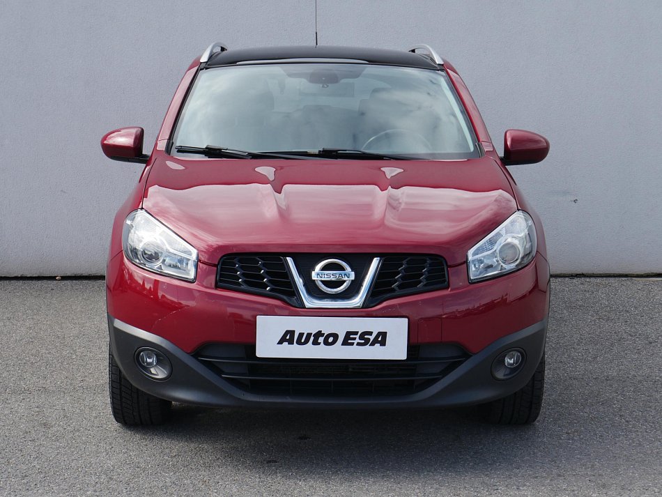 Nissan Qashqai 2.0i  4x4, LPG