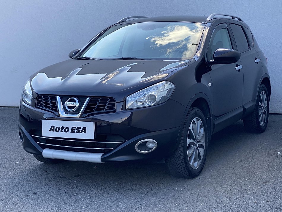 Nissan Qashqai 2.0i 