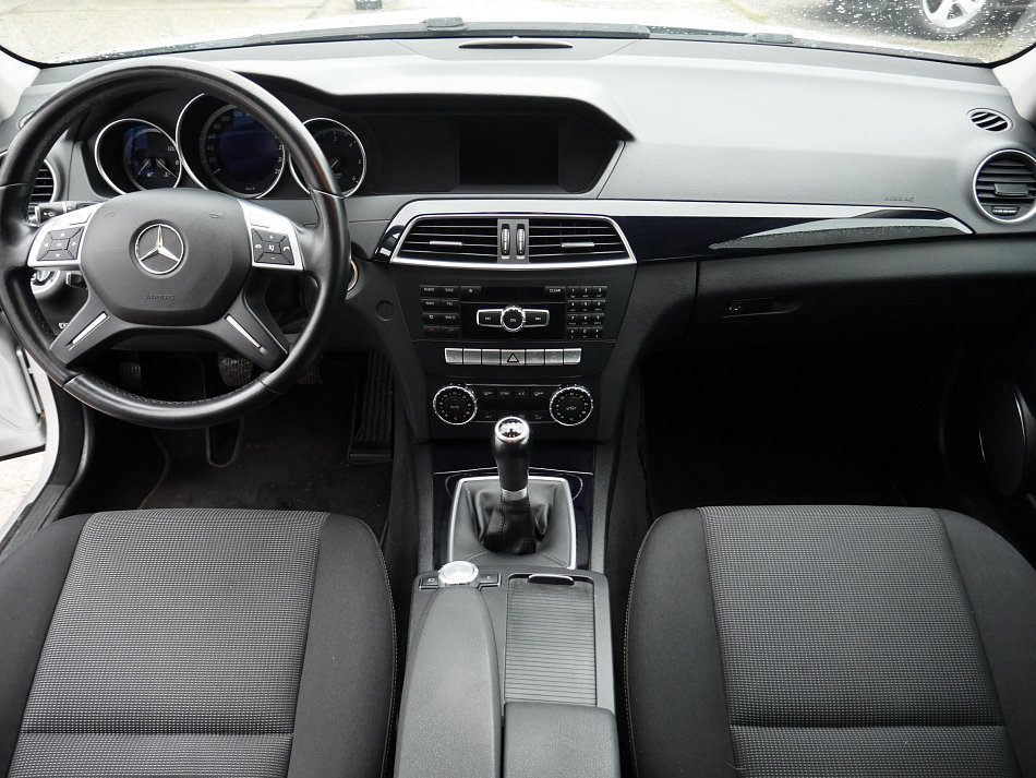 Mercedes-Benz Třída C 2.2CDi  C220