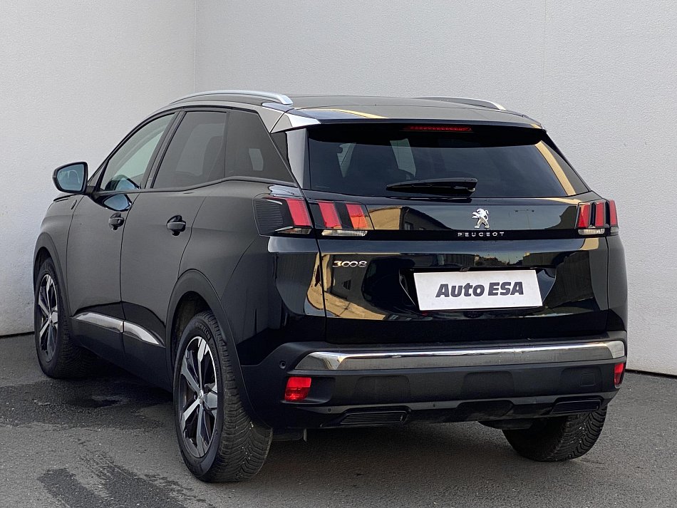 Peugeot 3008 1.2 PT Crossway