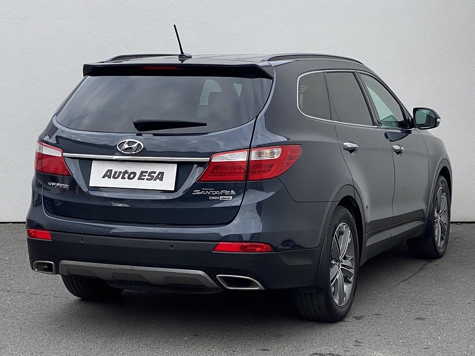 Hyundai Santa Fe 2.2 CRDi Luxury 4x4, 7míst
