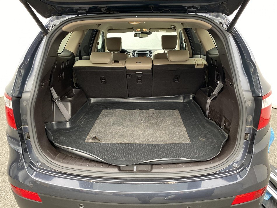 Hyundai Santa Fe 2.2 CRDi Luxury 4x4, 7míst