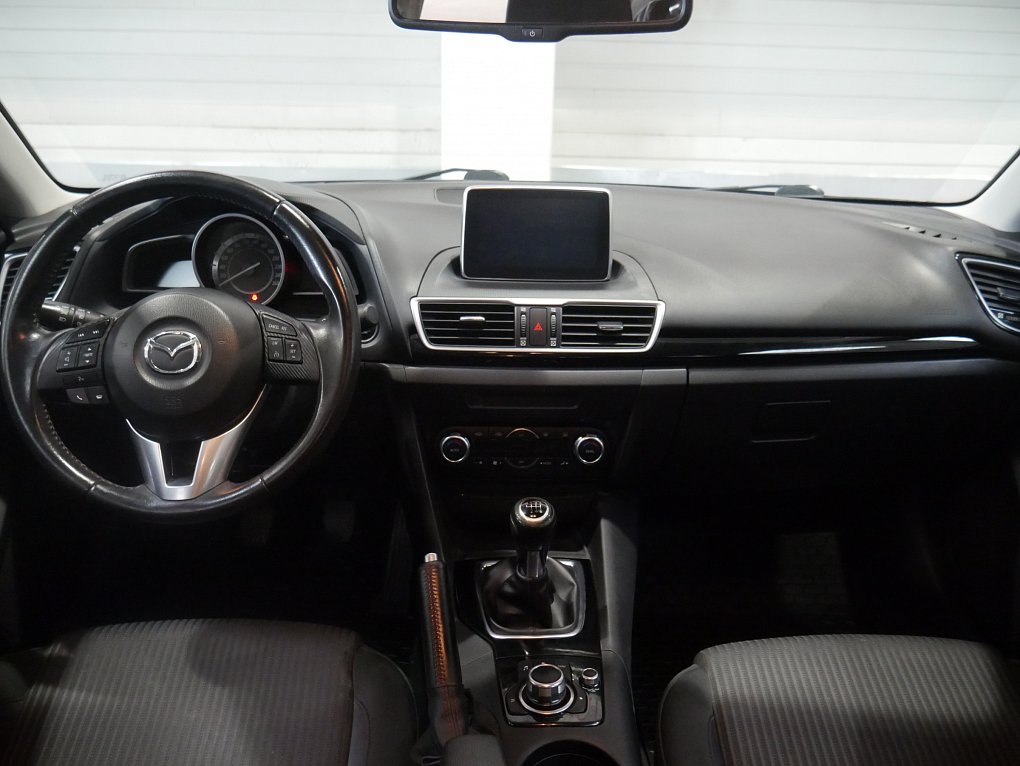 Mazda 3 2.0 i 