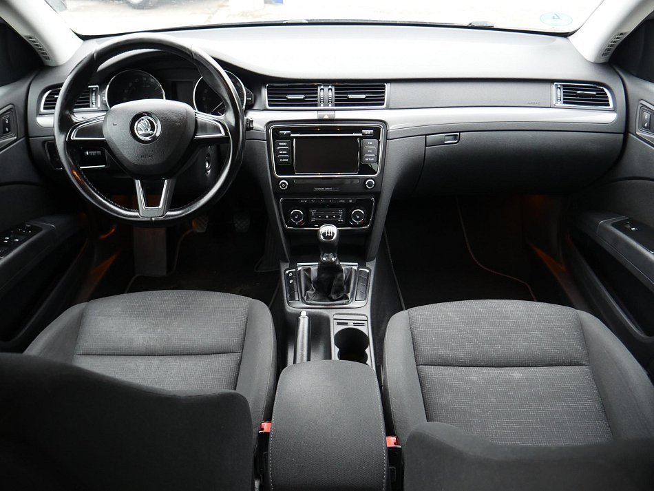 Škoda Superb II 2.0 TDi Active