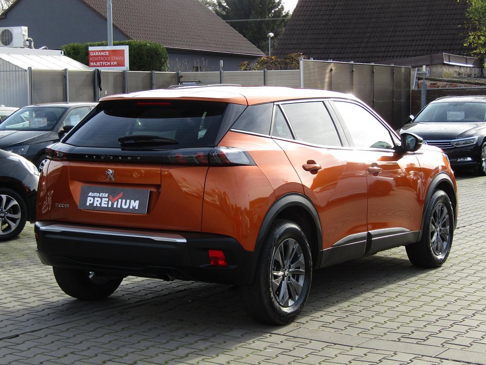 Peugeot 2008 1.2 PT 