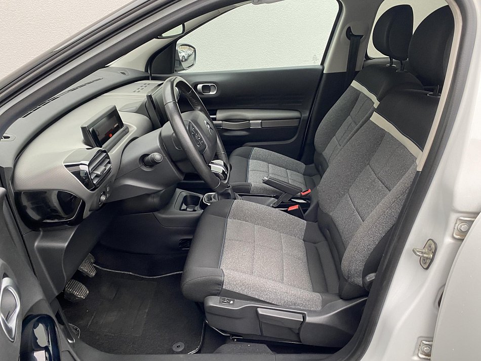 Citroën C4 Cactus 1.2 PT Shine