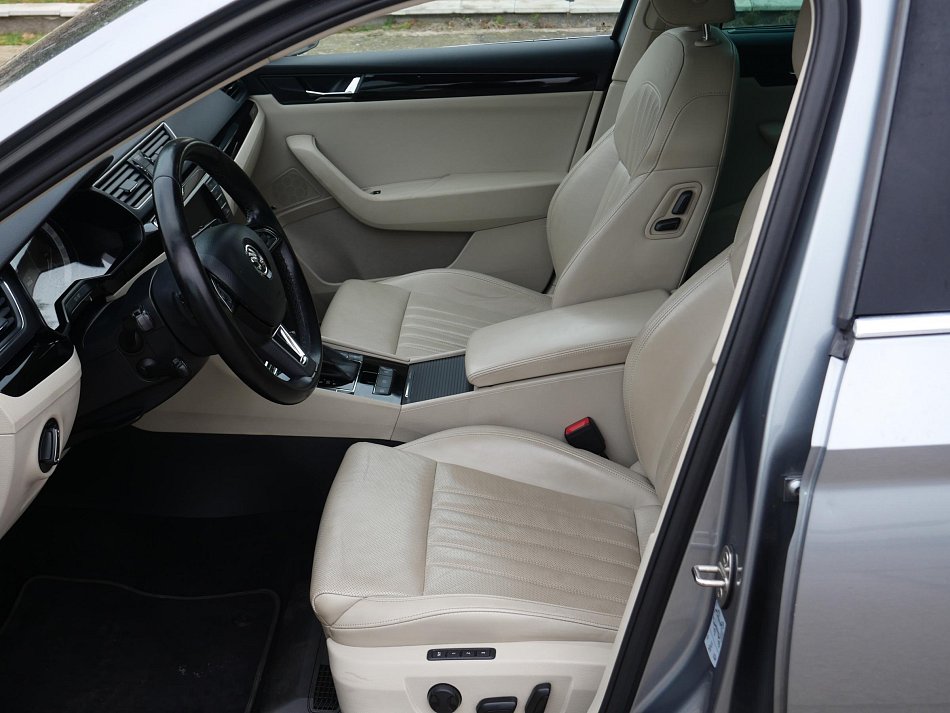 Škoda Superb III 2.0 TSI  4x4