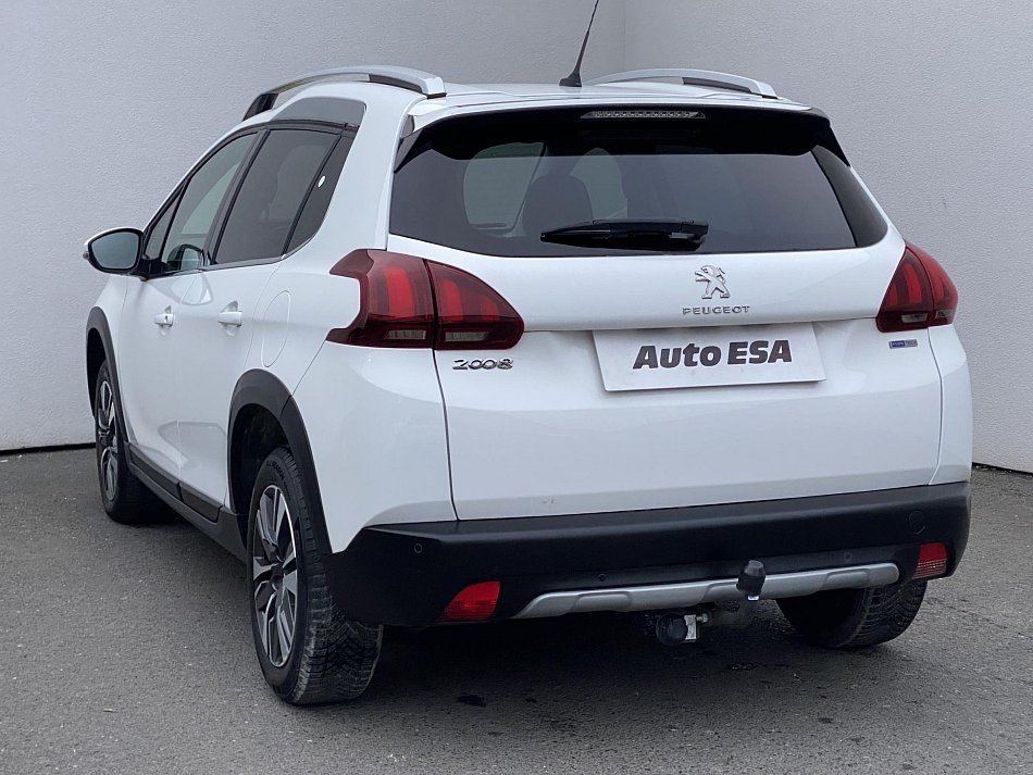 Peugeot 2008 1.2PT Allure