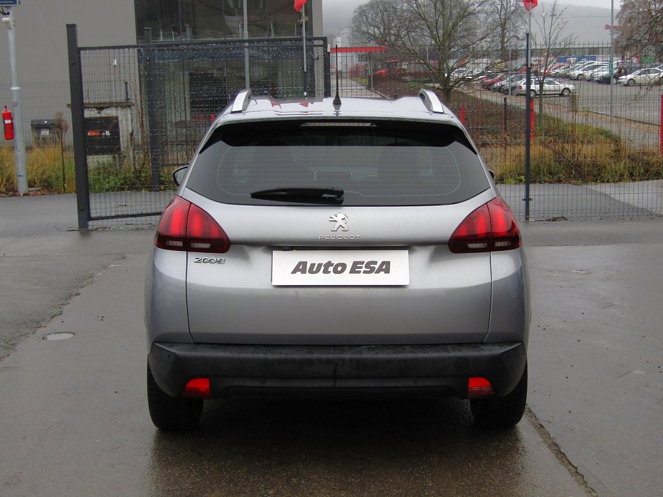 Peugeot 2008 1.2 PT Active