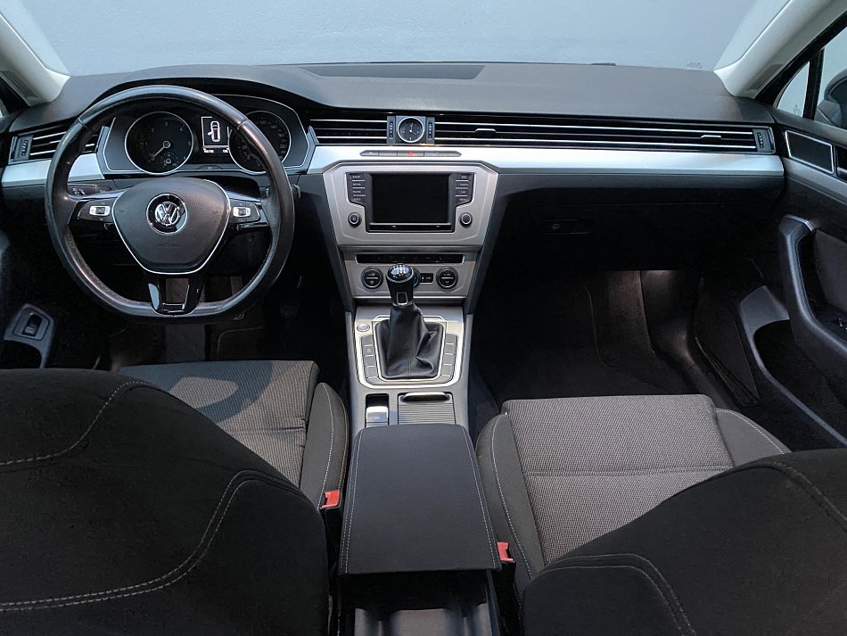 Volkswagen Passat 1.6 TDi Comfortline