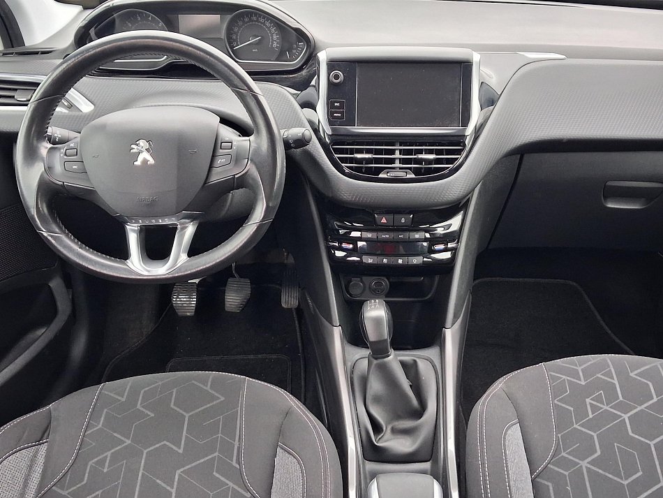 Peugeot 2008 1.2PT 