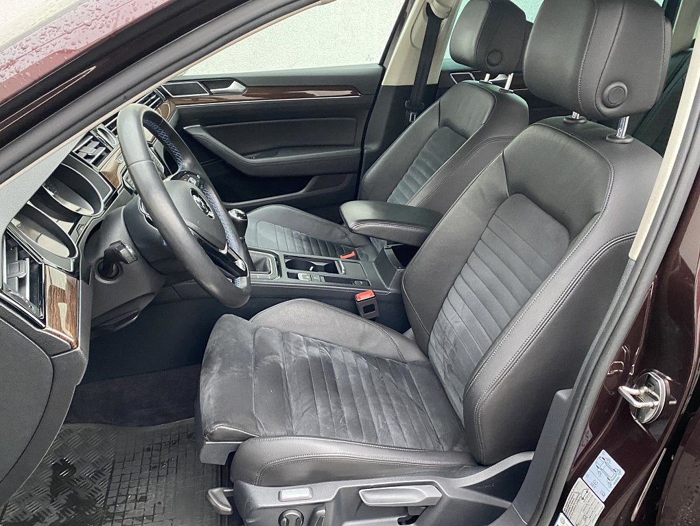 Volkswagen Passat 2.0 TDi Highline