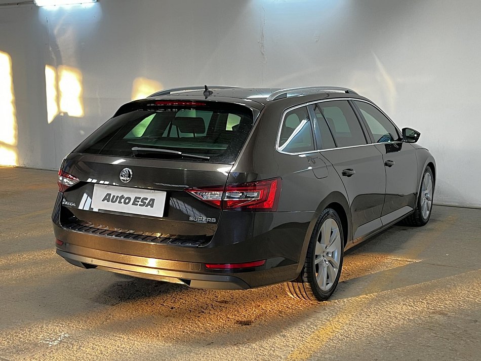 Škoda Superb III 2.0 TDi Style