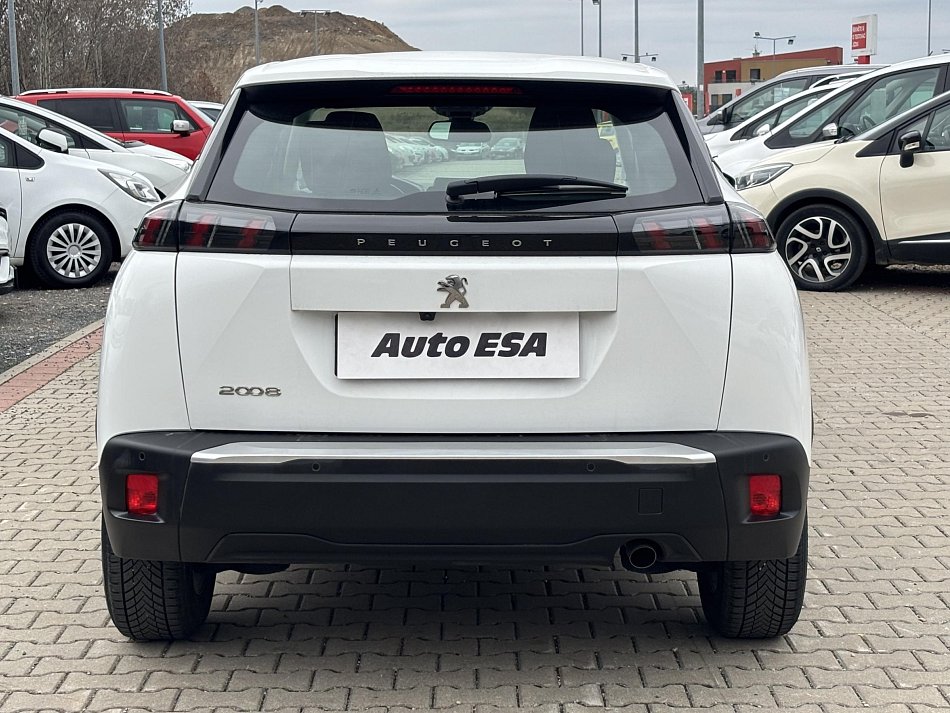 Peugeot 2008 1.2 PT 