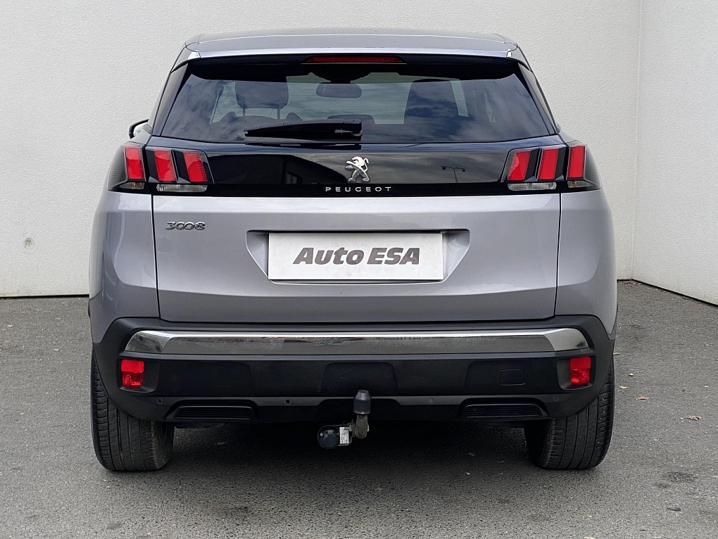 Peugeot 3008 1.2PT Allure