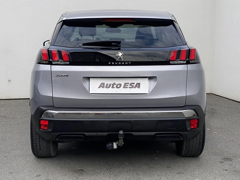Peugeot 3008 1.2PT Allure
