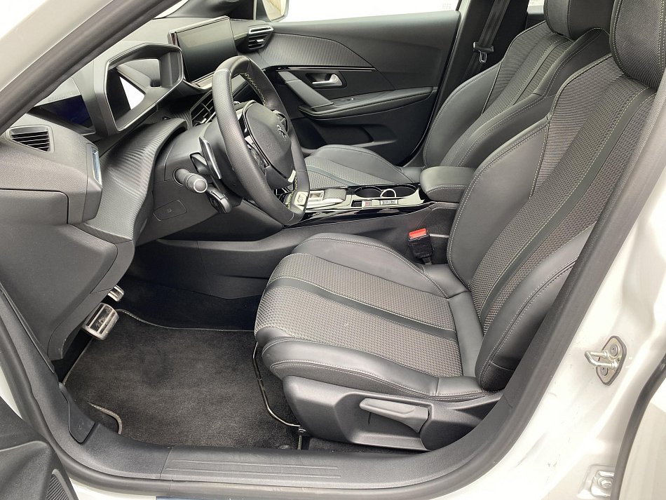 Peugeot 208 1.2PT GT