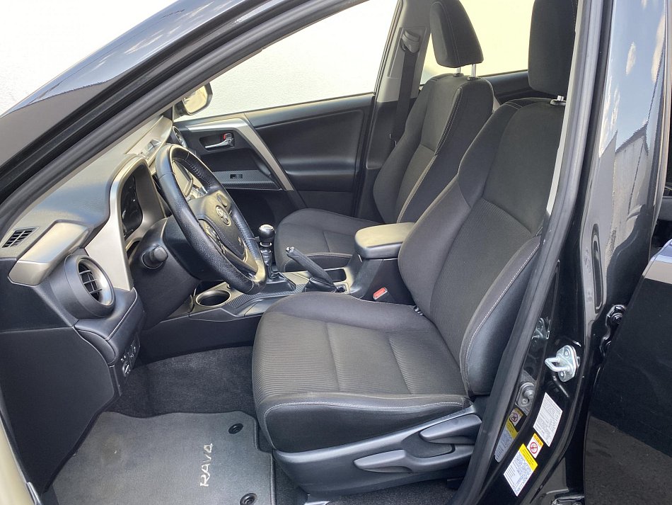 Toyota RAV4 2.0 D-4D Active