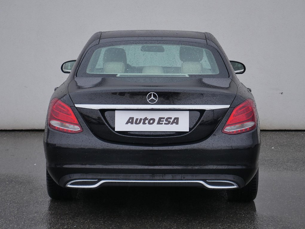 Mercedes-Benz Třída C 1.8i 