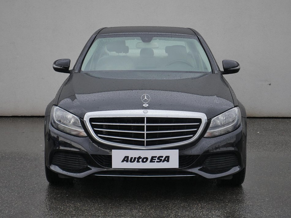 Mercedes-Benz Třída C 1.8i 