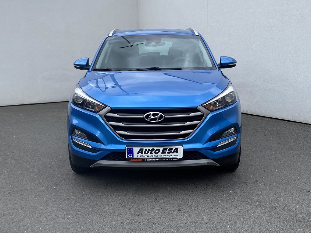 Hyundai Tucson 1.7 CRDi Trikolor 2WD